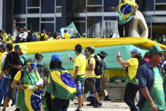 apos-pausa,-stf-retoma-julgamento-do-nucleo-4-da-trama-golpista
