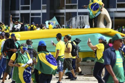 apos-pausa,-stf-retoma-julgamento-do-nucleo-4-da-trama-golpista