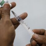 rio-retoma-nesta-quarta-feira-vacinacao-atualizada-contra-covid-19