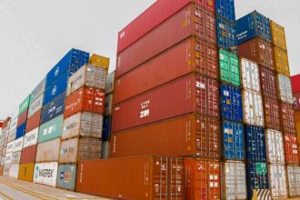 balanca-comercial-tem-superavit-de-us$-8,15-bilhoes-em-abril