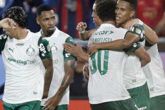 libertadores:-palmeiras-vence-cerro-e-garante-classificacao-antecipada