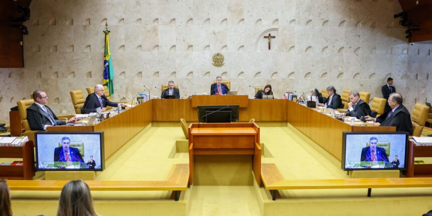 dino-e-mendonca-tem-discussao-acalorada-durante-sessao-do-stf