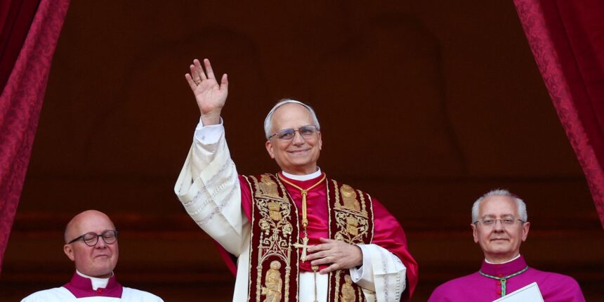 robert-francis-prevost-e-eleito-papa-e-se-chamara-leao-xiv