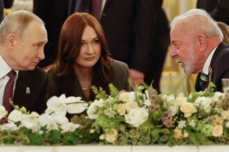 na-russia,-lula-celebra-80-anos-da-vitoria-contra-o-nazismo