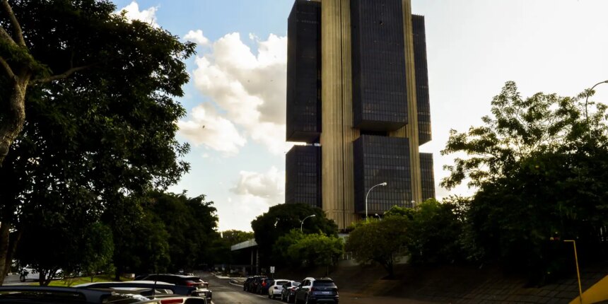 banco-central-autoriza-financeiras-a-emitir-lci