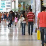 dia-das-maes:-80%-dos-moradores-de-favelas-pretendem-dar-presentes