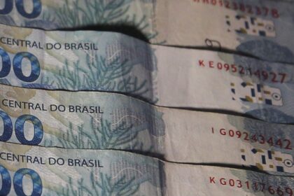 poupanca-tem-saida-liquida-de-r$-6,4-milhoes-em-abril