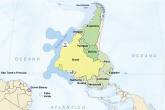 ibge-lanca-mapa-mundi-invertido,-com-o-sul-no-topo