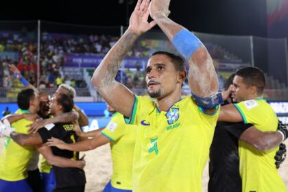 brasil-chega-a-decisao-da-copa-do-mundo-de-beach-soccer