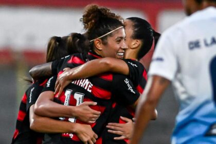 flamengo-goleia-real-brasilia-por-4-a-0-no-brasileirao-feminino