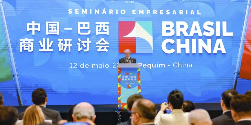 china-ampliara-em-us$-27-bilhoes-investimentos-no-brasil,-anuncia-lula