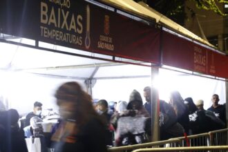 com-o-frio,-sp-aciona-operacao-para-pessoas-em-situacao-de-rua