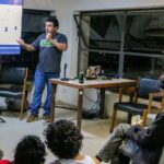 ativistas-debatem-resistencia-digital-diante-de-ia-e-plataformizacao