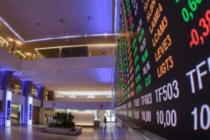 bolsa-atinge-novo-recorde-historico-e-se-aproxima-dos-140-mil-pontos
