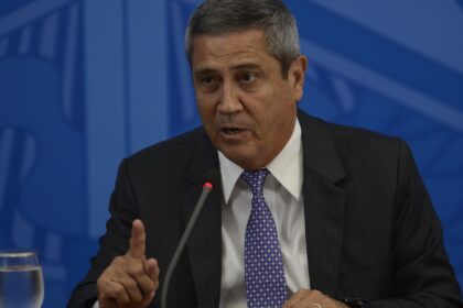 pgr-defende-que-general-braga-netto-siga-em-prisao-preventiva