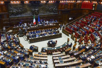 camara-dos-deputados-na-italia-aprova-decreto-que-restringe-cidadania