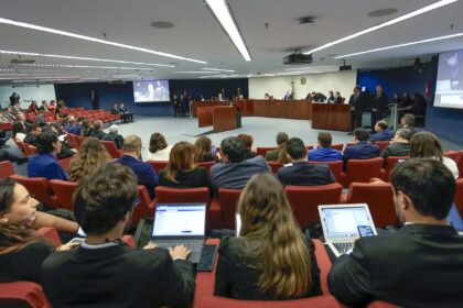 golpe:-maioria-da-primeira-turma-do-stf-torna-reus-mais-dez-acusados
