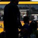 ataque-suicida-contra-onibus-escolar-deixa-cinco-mortos-no-paquistao