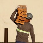 salario-na-construcao-recua-22%-em-dez-anos,-diz-ibge