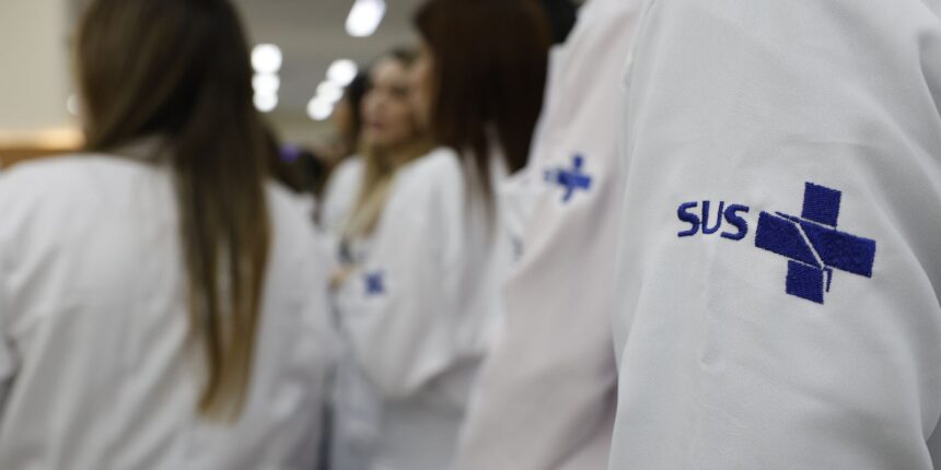 mais-medicos-bate-recorde-de-inscritos-com-mais-de-45,7-mil-candidatos