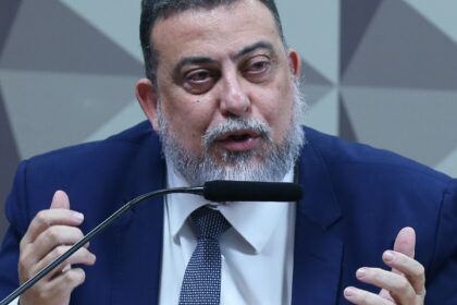 abin-so-teve-certeza-de-atos-na-esplanada-no-dia-8,-diz-ex-diretor