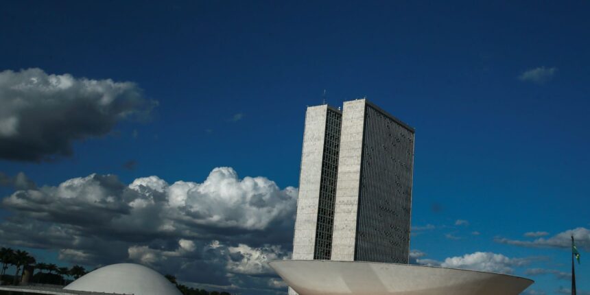 estudo-mapeia-“bancada-da-bala”,-que-tem-poucos-projetos-sobre-armas