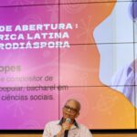 tarefa-de-liderancas-negras-e-criar-consciencia-critica,-diz-escritor