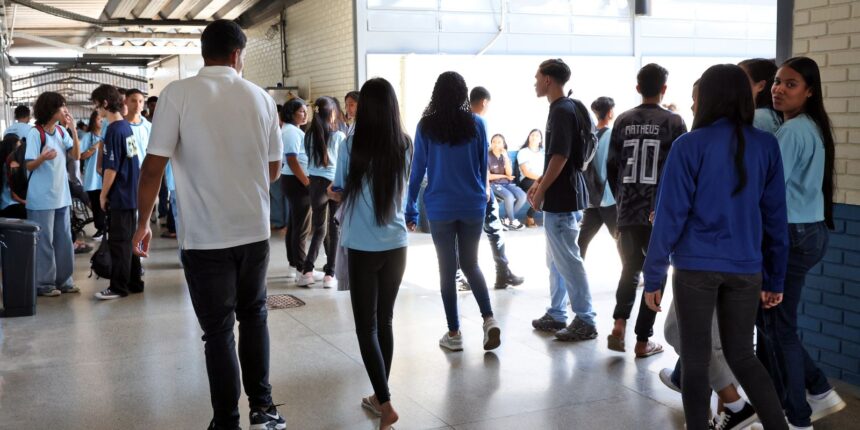 nascidos-em-setembro-e-outubro-recebem-hoje-parcela-do-pe-de-meia