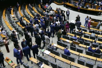 congresso-da-10-dias-para-governo-ter-alternativa-ao-aumento-do-iof