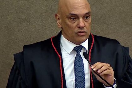 moraes-pede-que-hamilton-mourao-seja-ouvido-pela-pf-dentro-de-15-dias
