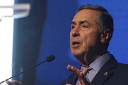 barroso-nega-que-stf-legisle-sobre-responsabilizacao-das-redes-sociais