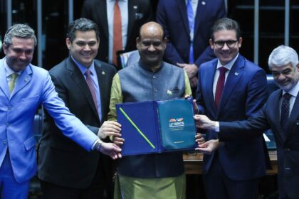 parlamentos-do-brics-criticam-acoes-protecionistas-no-comercio-mundial