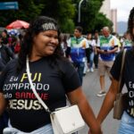 jovens-e-mulheres-puxam-aumento-de-evangelicos-no-pais,-revela-ibge