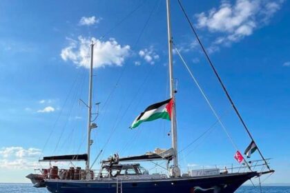 barco com-ativistas-esta-a-48-horas-de-gaza-com-ajuda-humanitaria