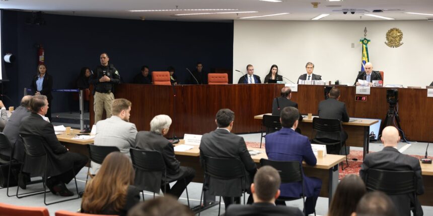 stf-inicia-2o-dia-de-interrogatorios-do-nucleo-1-da-trama-golpista