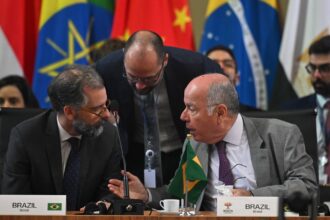 brics:-brasil-tem-posicao-de-lideranca-em-tempos-de-multiplas-crises-globais