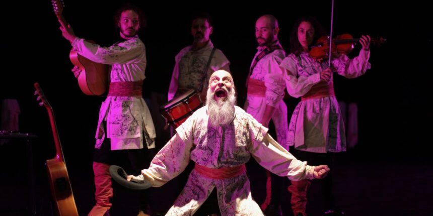 companhia-teatral-chilena-conta-historias-latinoamericanas-em-trilogia