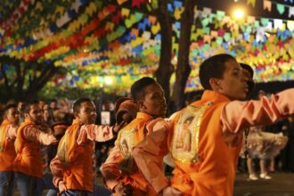 com-origem-europeia,-festas-juninas-misturam-devocao,-comidas-e-dancas