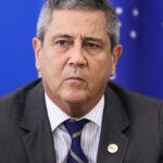 pf-diz-que-braga-netto-foi-“figura-central”-para-desacreditar-eleicoes