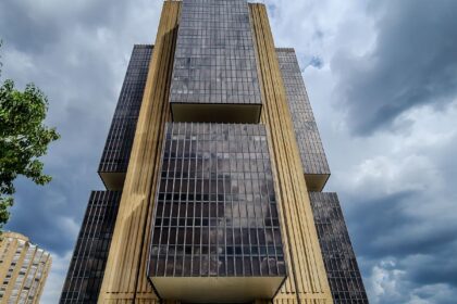 copom-eleva-juros-basicos-da-economia-para-15%-ao-ano