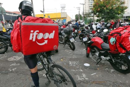 ifood-anuncia-mudancas,-mas-representantes-de-entregadores-criticam