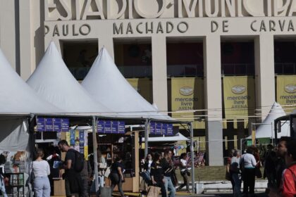 ruth-rocha-e-andre-gravata-sao-destaques-na-feira-do-livro-em-sp