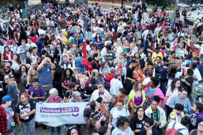 caminhada-de-mulheres-lesbicas-protesta-contra-violencias-e-racismo