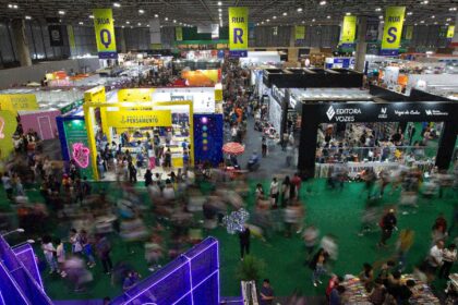 bienal-do-livro-do-rio-tem-ultim-dia-com-rubens-paiva-e-ailton-krenak