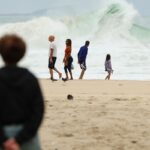 temperatura-cai-no-rio,-com-ventania-e-mar-de-ressaca