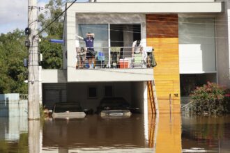 emergencia-climatica:-o-impacto-das-enchentes-no-abastecimento-de-alimentos-do-rio-grande-do-sul