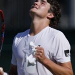 joao-fonseca-crava-outra-vitoria-em-wimbledon-e-avanca-a-3a-rodada