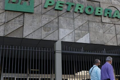 pf-vai-investigar-empresas-que-nao-repassam-reducao-dos-combustiveis