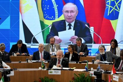 putin-defende-brics-como-organizacao-chave-com-influencia-em-expansao