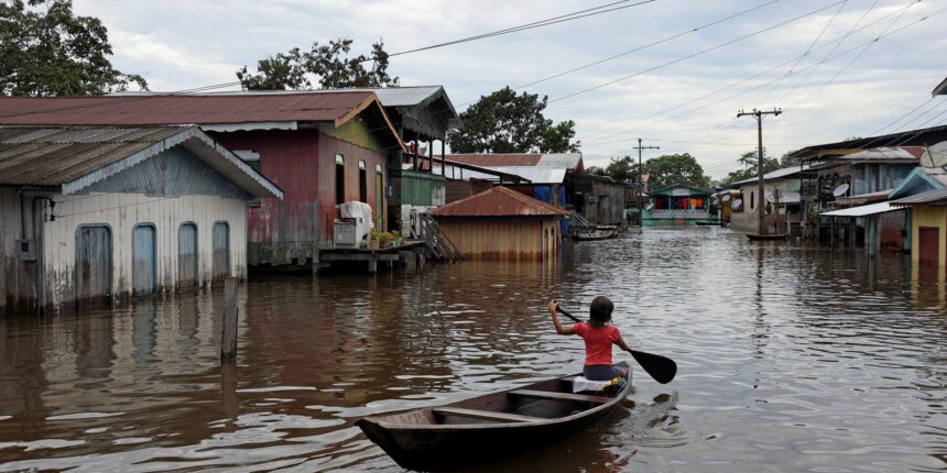 cheias-no-amazonas-deixam-40-municipios-em-estado-de-emergencia